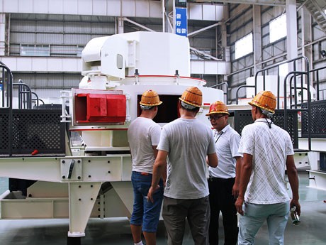 100-200t/h風(fēng)化砂制砂機(jī)選用什么型號(hào)合適，報(bào)價(jià)多少