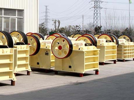 山東磕石頭機器哪家好，河南廠家為您推薦（附帶報價單、規(guī)格型號）