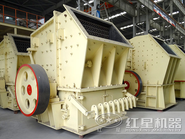 如何對(duì)單段錘式破碎機(jī)的錘軸抽取工具進(jìn)行改進(jìn)？