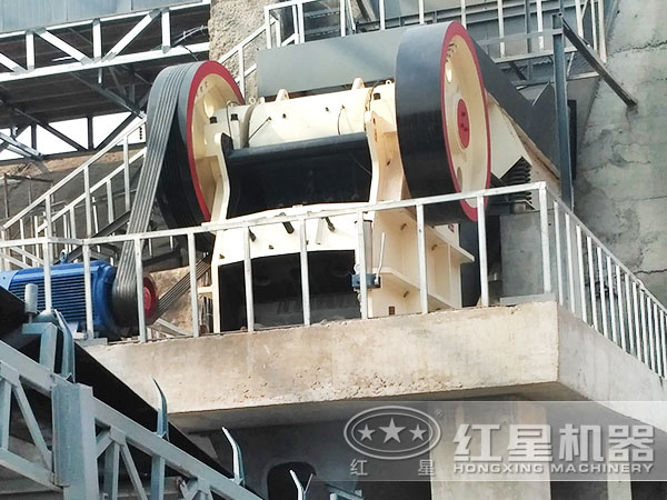 石頭破碎機工作