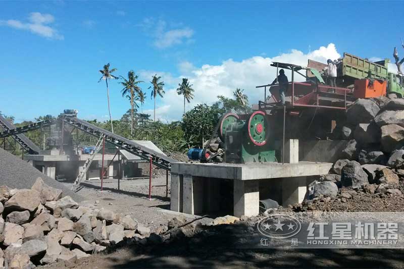 鄂破機(jī)通常根據(jù)型號(hào)大小看進(jìn)料出料粒度