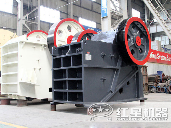CJ系列歐版顎式破碎機(jī)圖片