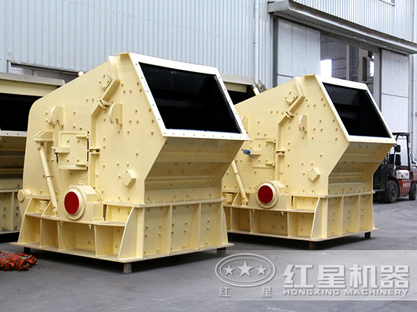 473式礦石破碎機車間圖